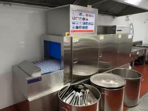 洗碗设备调试安装